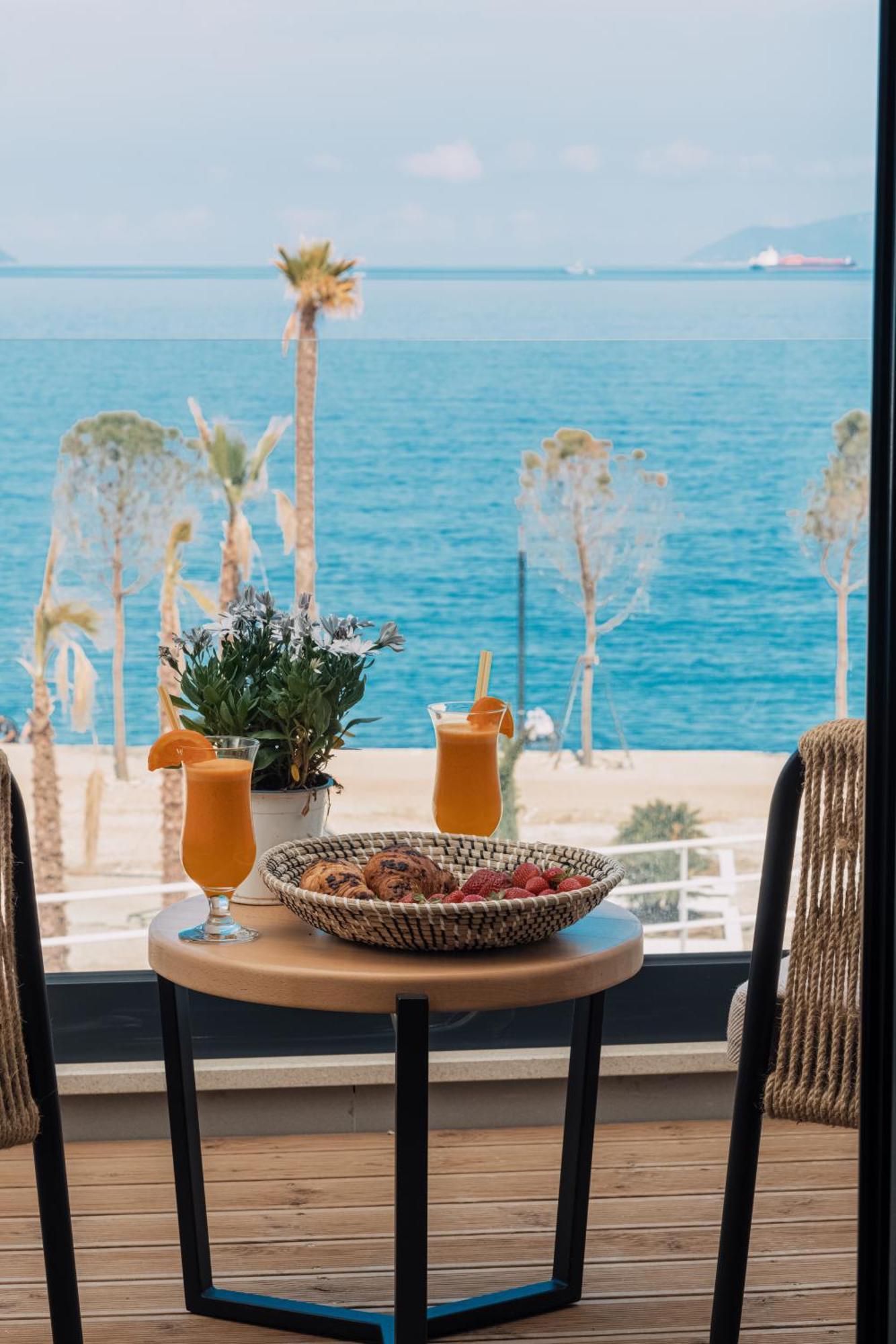 Azar Luxury Suites Vlora Kültér fotó