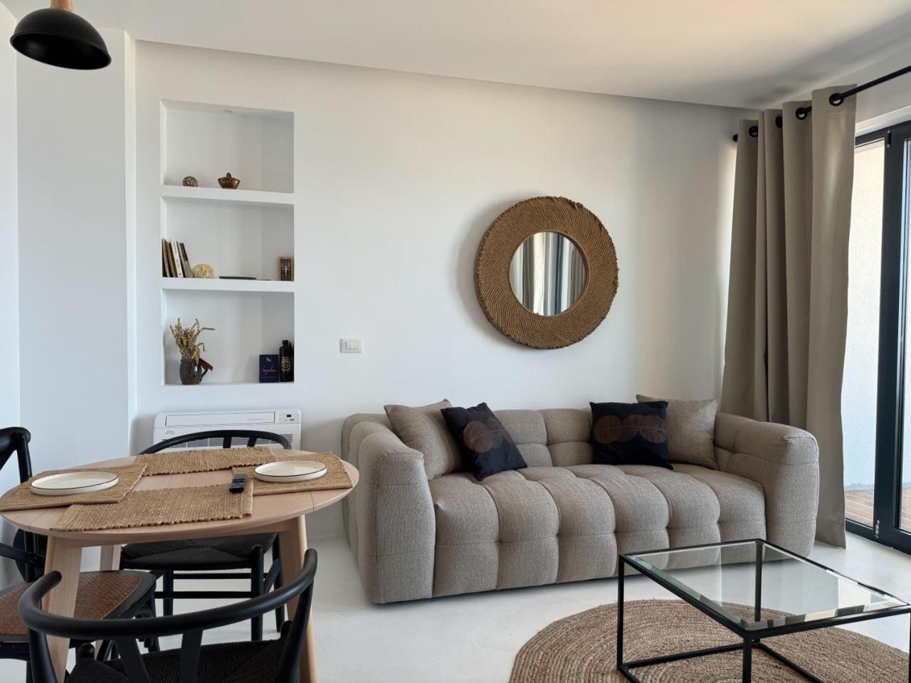 Azar Luxury Suites Vlora Kültér fotó