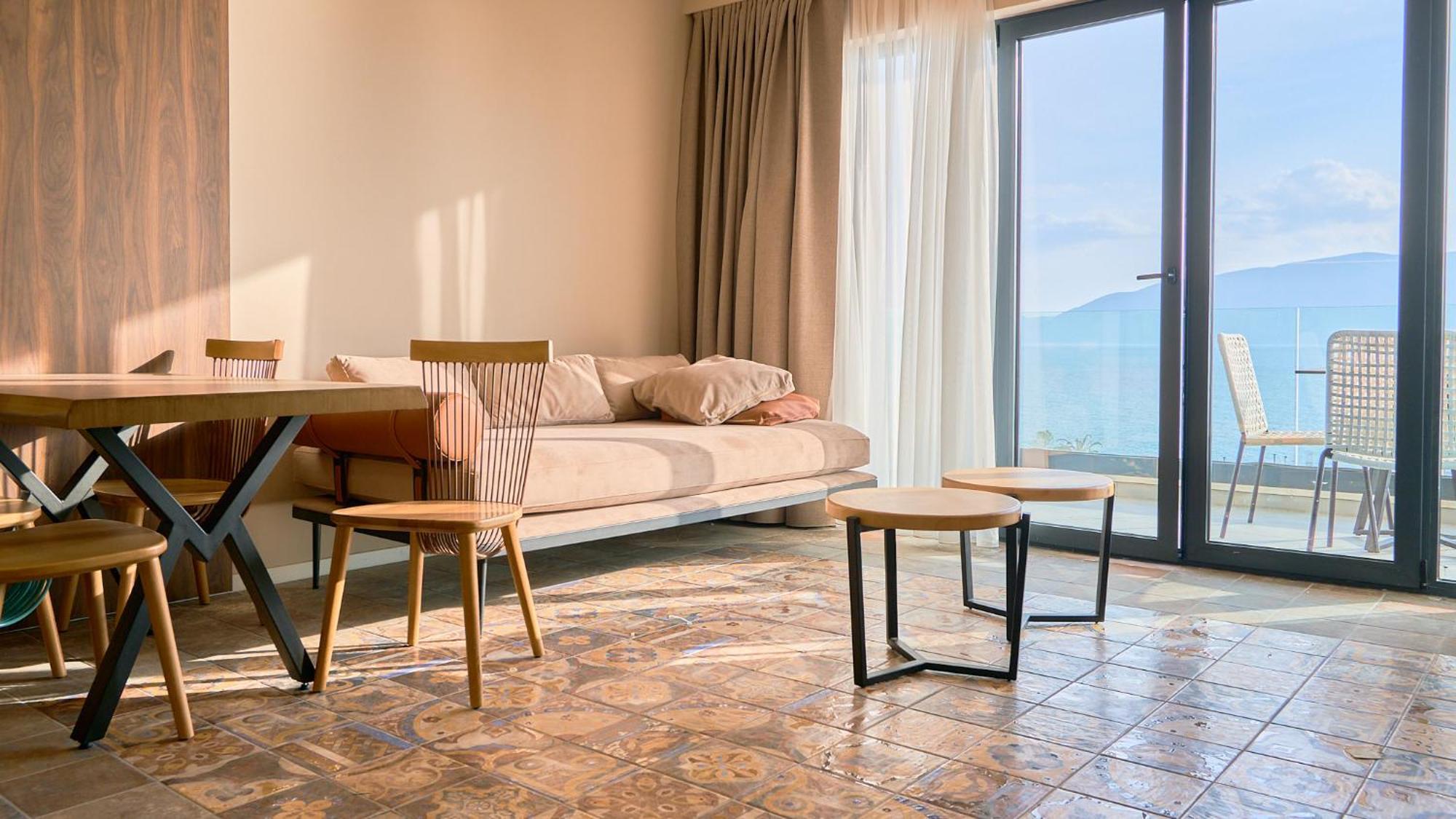 Azar Luxury Suites Vlora Kültér fotó