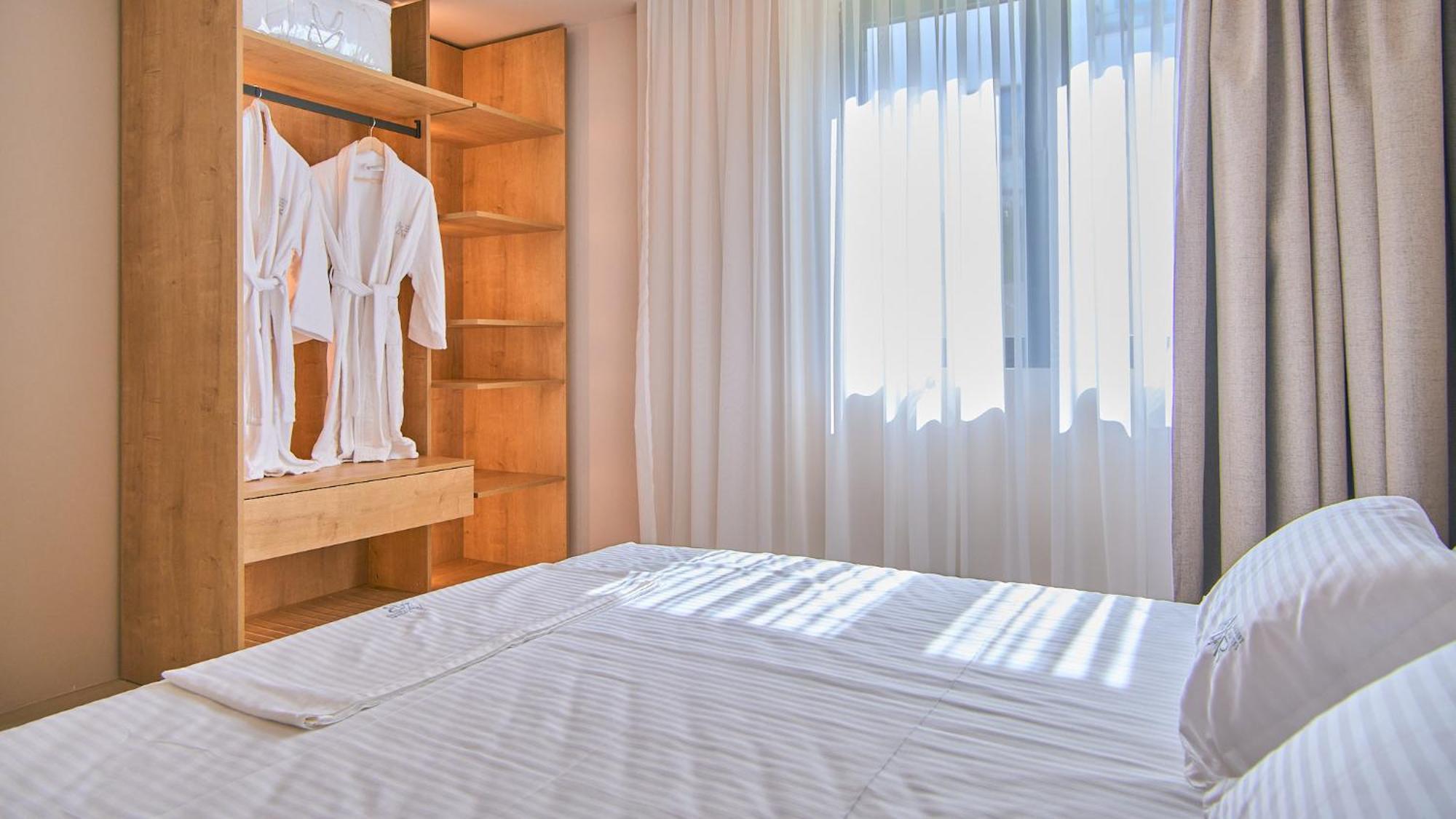 Azar Luxury Suites Vlora Kültér fotó